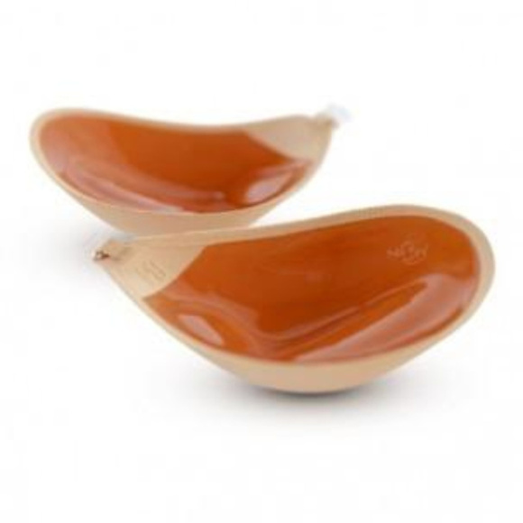 NUBRA BACKLESS STRAPLESS BRA PUSH UP - Picture 1 of 6